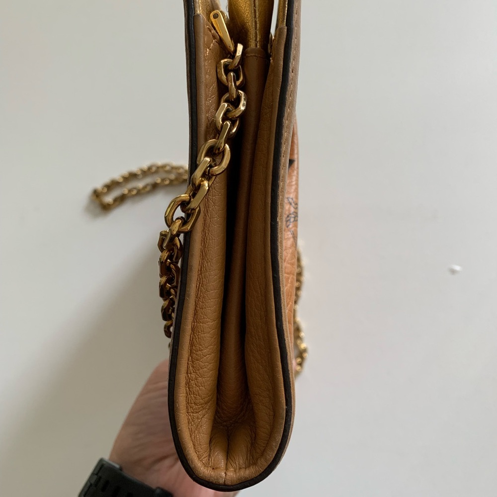 SOLD! HP ๐ PRICE DROP! ๐ MCM Shoulder Bag - Picture 6 of 7